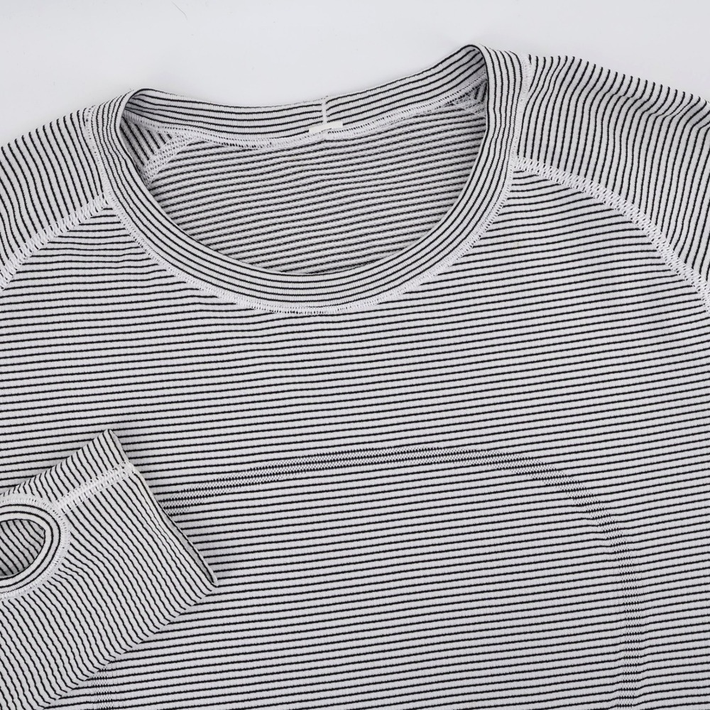 Lululemon Swiftly Tech Striped Crew Top White Black Long Sleeve Womens Size 10